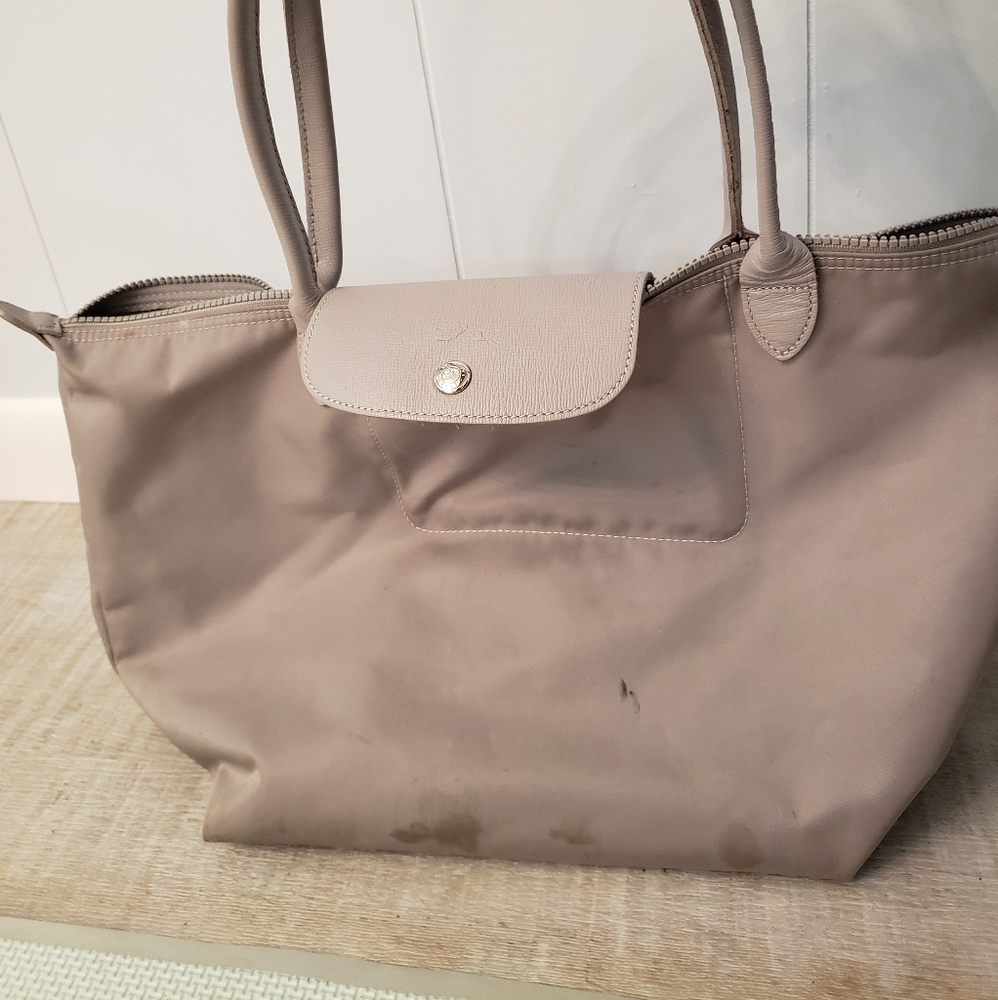 Longchamp